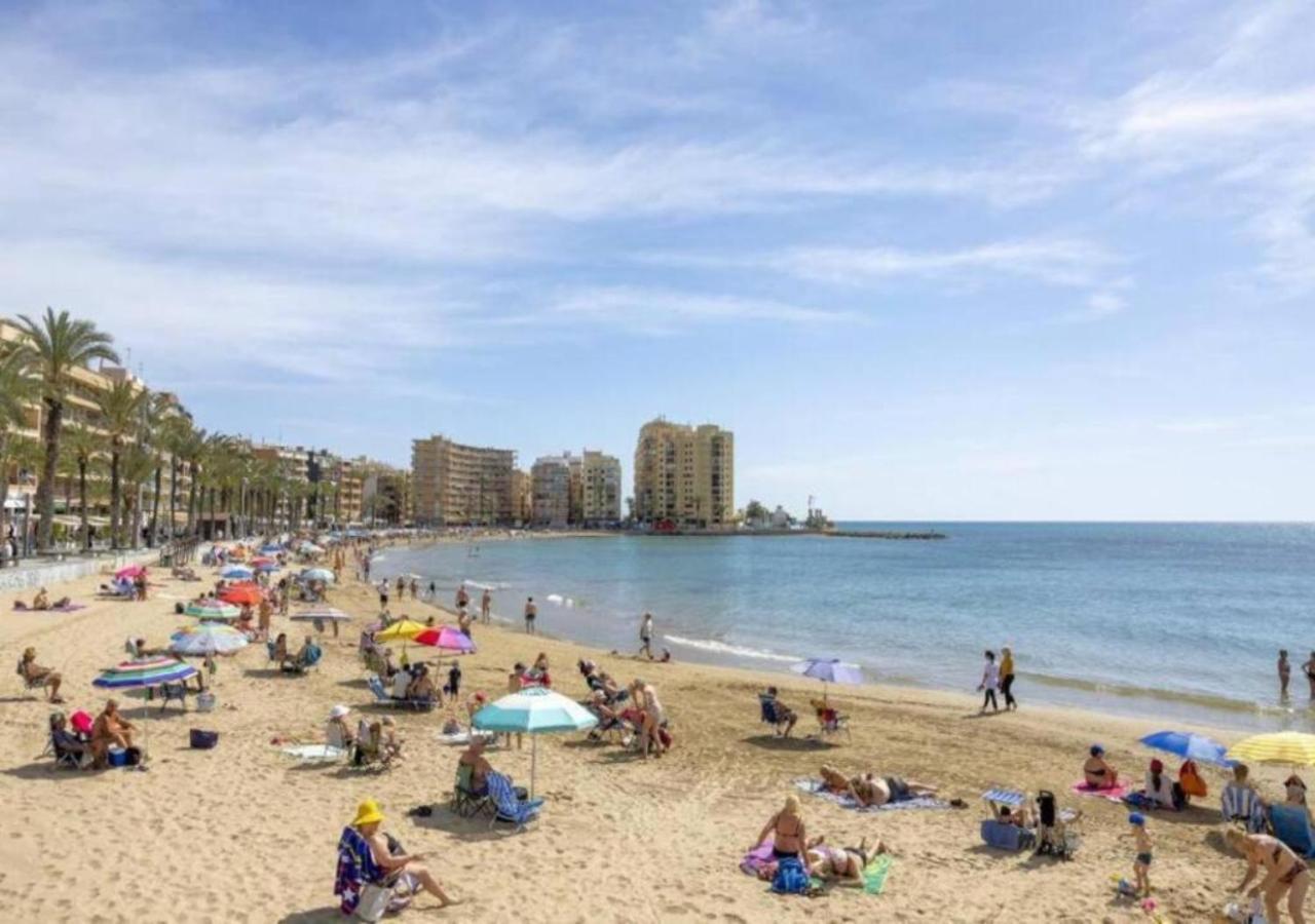 Beautiful Apartment Playa Del Cura Beach In Torrevieja Spain Esterno foto